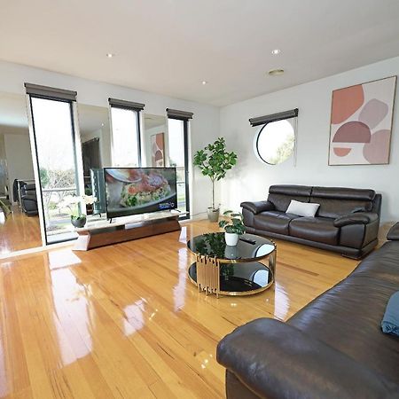 Luxury 7Brm Entire House Lakeview Blackswans Wifi Bbq Resort ポイント・クック エクステリア 写真